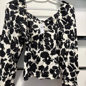 GAP Black and White Floral Blouse